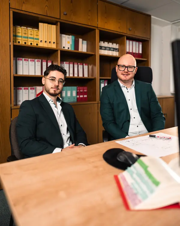 Kaan Yusein von Kanzlei Köpfe bei einem Kunden